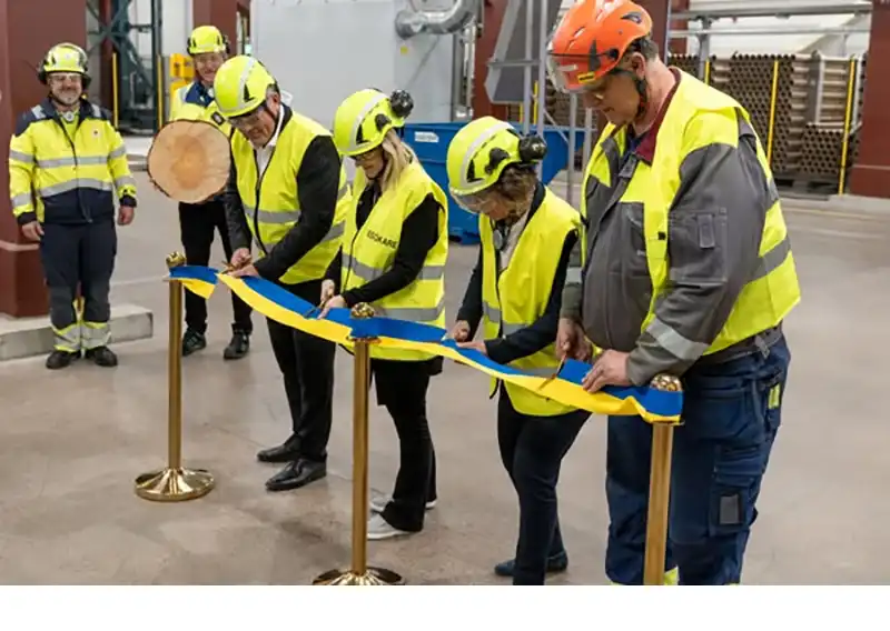 Stora Enso Opens New Fluff Pulp Packing Line at Skutskär