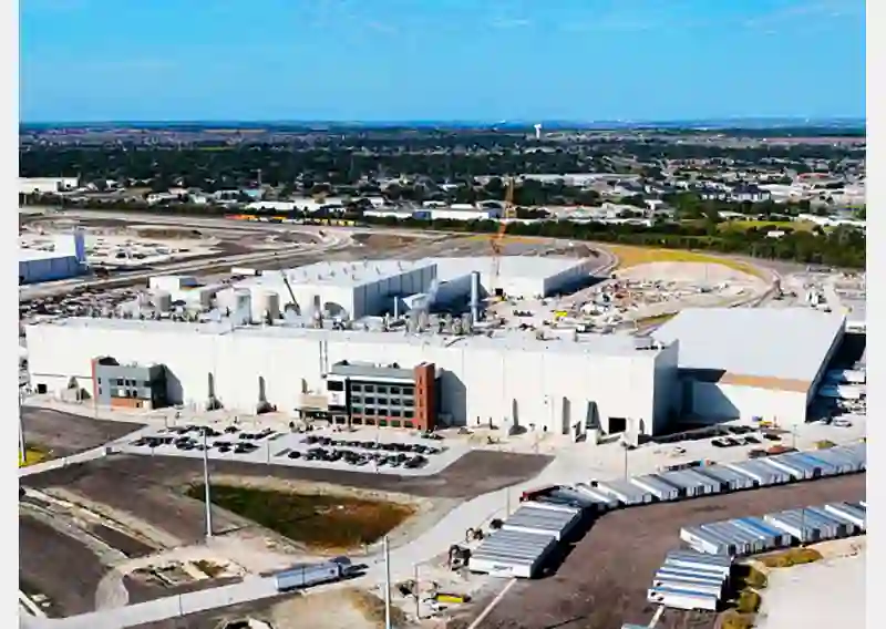 Graphic Packaging’s Waco mill produced its first commercially saleable rolls in October